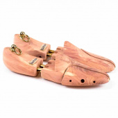 Кедровые колодки для обуви Saphir